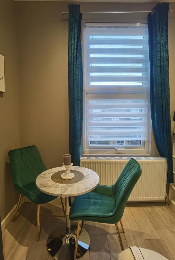 Double Room Londen Buitenkant foto